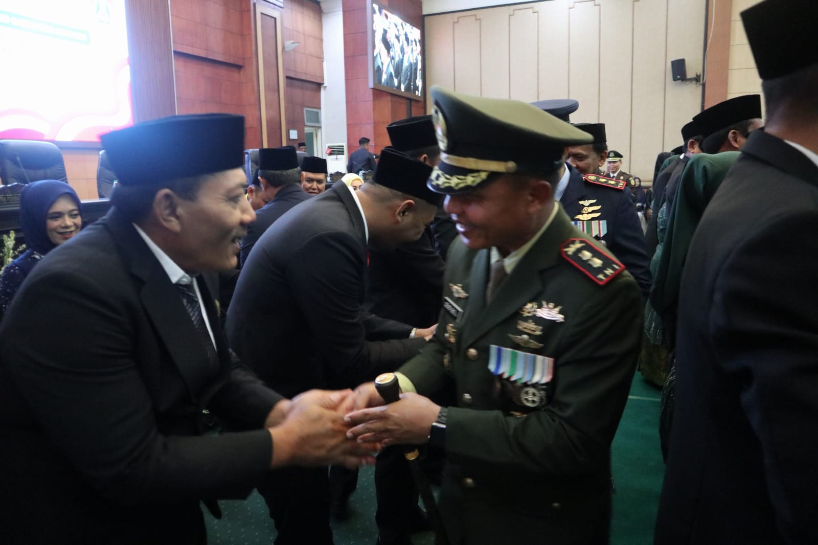 Anggota DPRD Jombang Dilantik, 21 Orang Wajah Baru