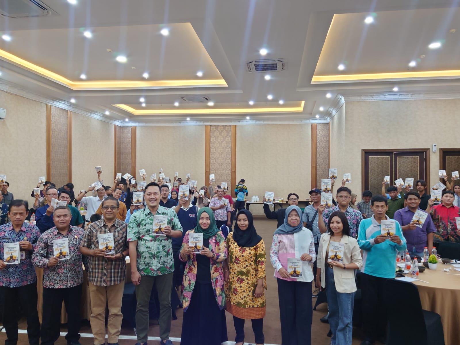 Abadikan Peran Pengawas Adhoc , Bawaslu Kota Mojokerto Launching Buku Hulubalang Pemilu di Bumi Majapahit