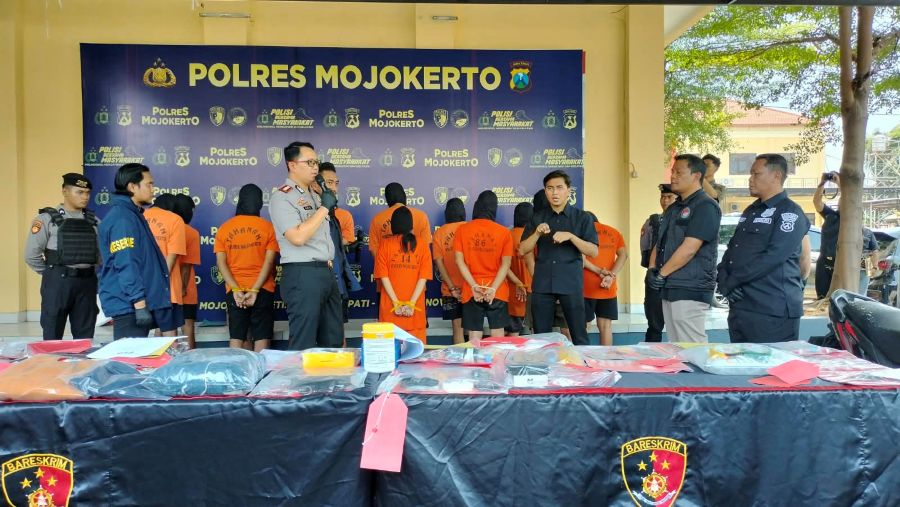 14 Tersangka Diamankan, Polres Mojokerto Bongkar 11 Kasus Pencurian  