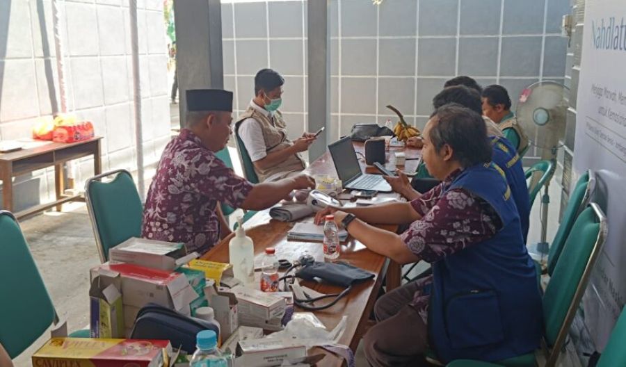 Tak Hanya Bakso Gratis, Posko Muhammadiyah Layani Ratusan Muktamirin NU di Jombang