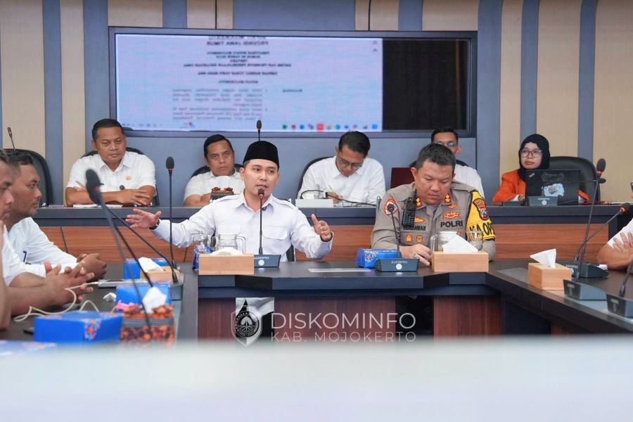 Bupati Mojokerto Imbau Para Kades di Mojokerto Tak Risaukan Siltap 2026