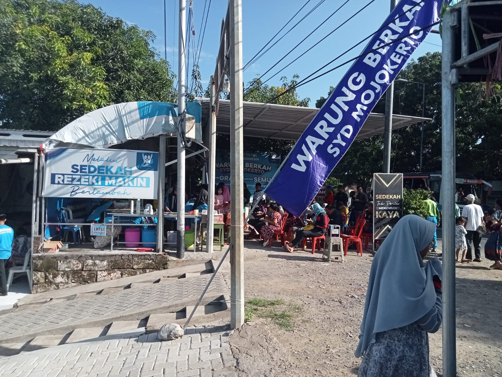 Warung Berkah SYD, Capai 1000 Porsi Makan Gratis