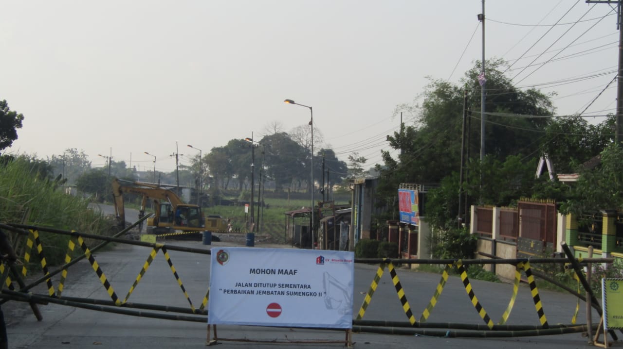 Pertengahan November, Jembatan Sumengko  Bisa Dilewati Kendaraan