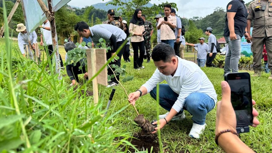 Peduli Terhadap Lingkungan, PT SAI Gelar Aksi Penanaman 2000 Bibit Pohon di Trawas