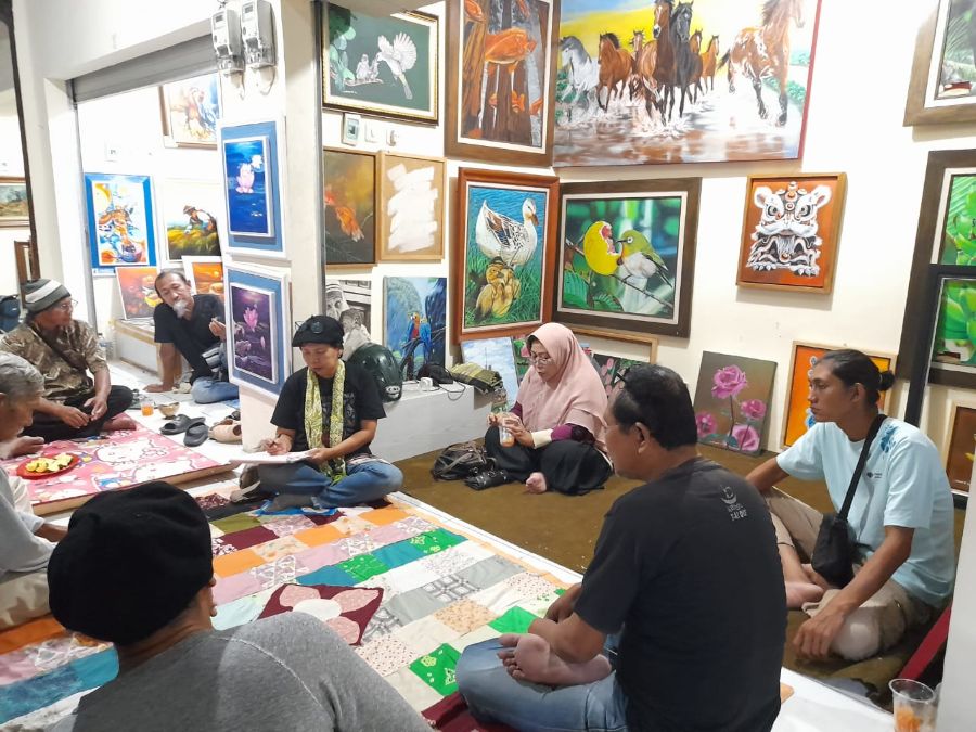 19 Orang Pelukis Asal Mojokerto Gelar Pameran ''Indahnya Warna''di Galeri Merah Putih Surabaya