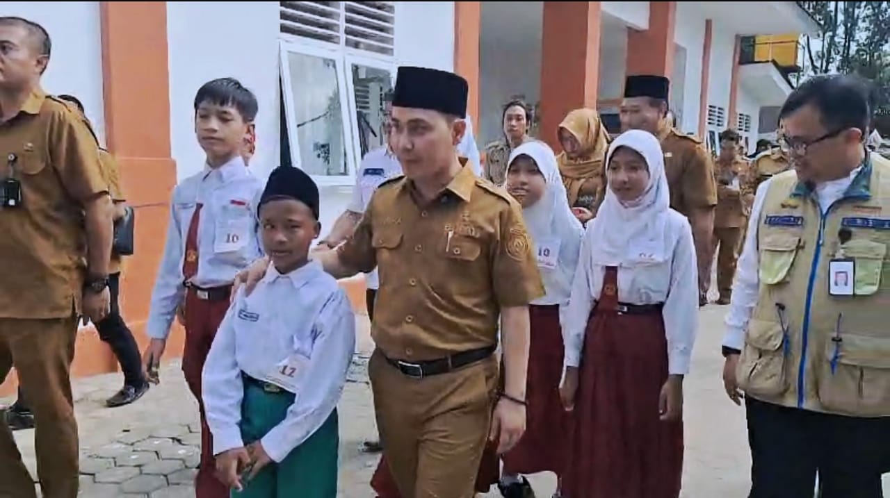 Kabupaten Mojokerto Mulai Gelar MPLS Sekolah Rakyat, 50 Siswa Ikuti Program Pendidikan Gratis