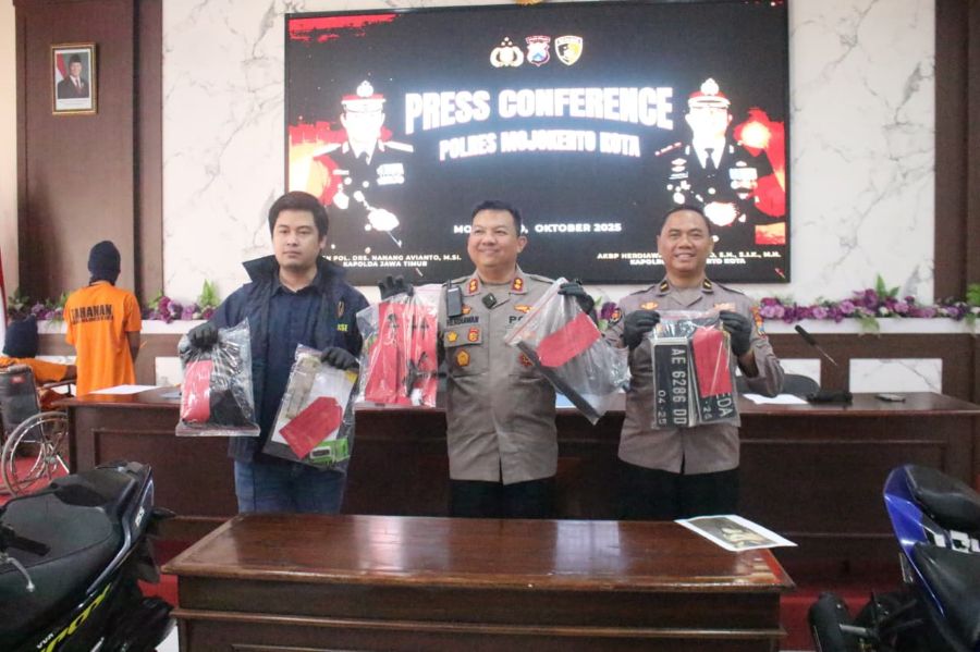 2 Pelaku Curanmor Diringkus Polisi di Mojokerto, Satu Dihadiahi Timah Panas