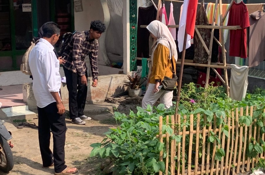 Disway Mojokerto dan Tim Mewlafor Sosialisasi Pembuatan Sumur Resapan di Desa Kemiri, Pacet