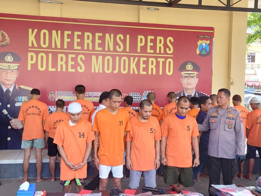Empat Pencuri Billet Aluminium di Mojokerto Senilai Rp 105 Juta Diringkus Polisi