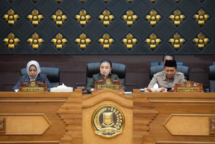 Wali Kota -Wakil Wali Kota Mojokerto Sampaikan LKPJ 2024 kepada DPRD 