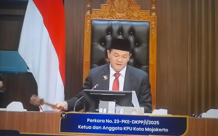 Pengaduan Ning Ita-Cak Sandy Terhadap KPU Kota Mojokerto Ditolak Seluruhnya oleh DKPP RI