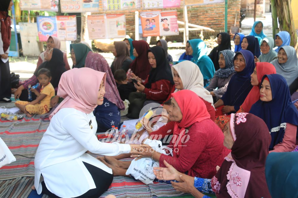 Cegah Stunting, Bupati Ikfina Gelar Bulik Soima