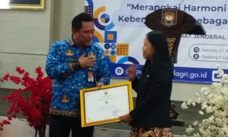  Kabupaten Jember Raih Penghargaan IHaI 2025 dari Kemendagri