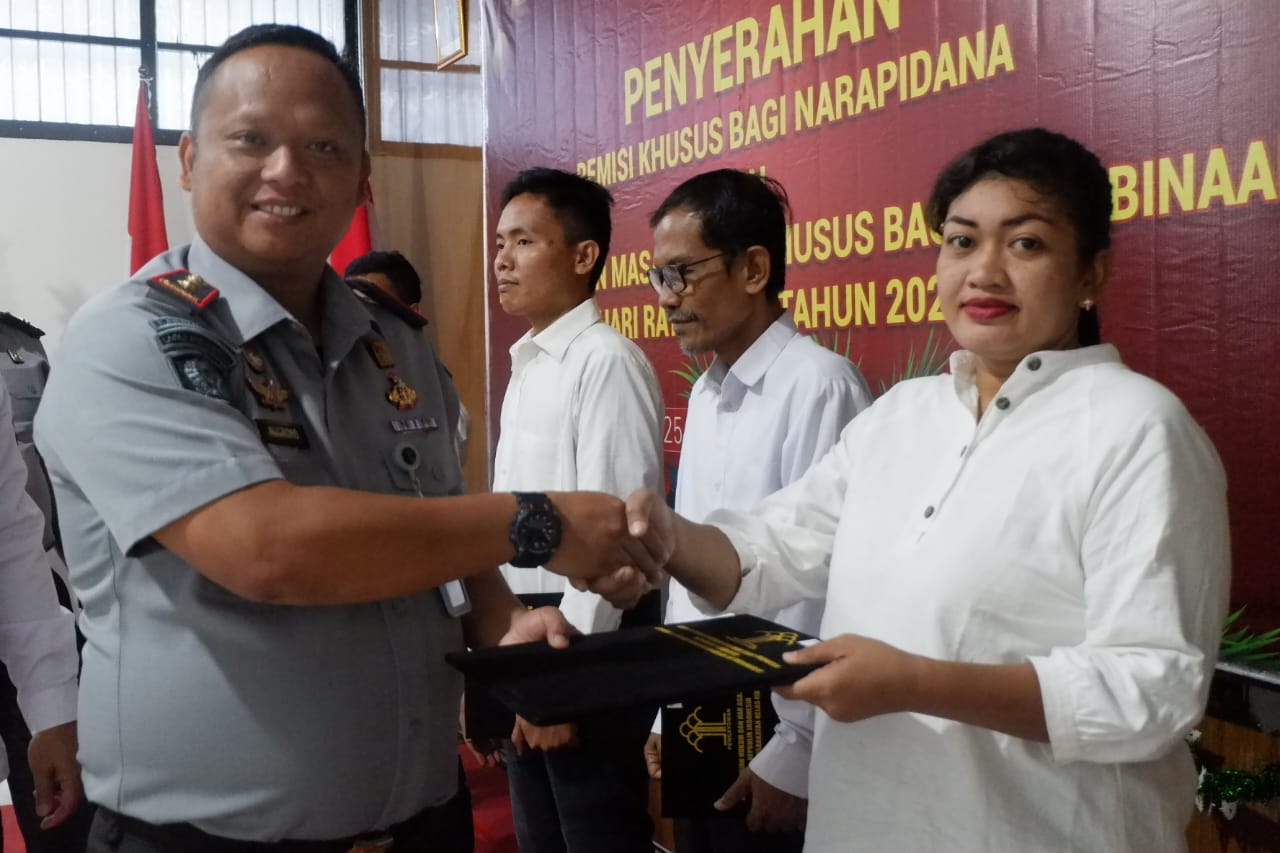 6 Warga Binaan Warga Nasrani di Lapas Kelas IIB Mojokerto Dapat Remisi Khusus Natal 2023