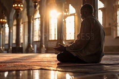 Berbuka Lebih Dulu atau Shalat Dulu? Begini Tuntunan Rasulullah ﷺ