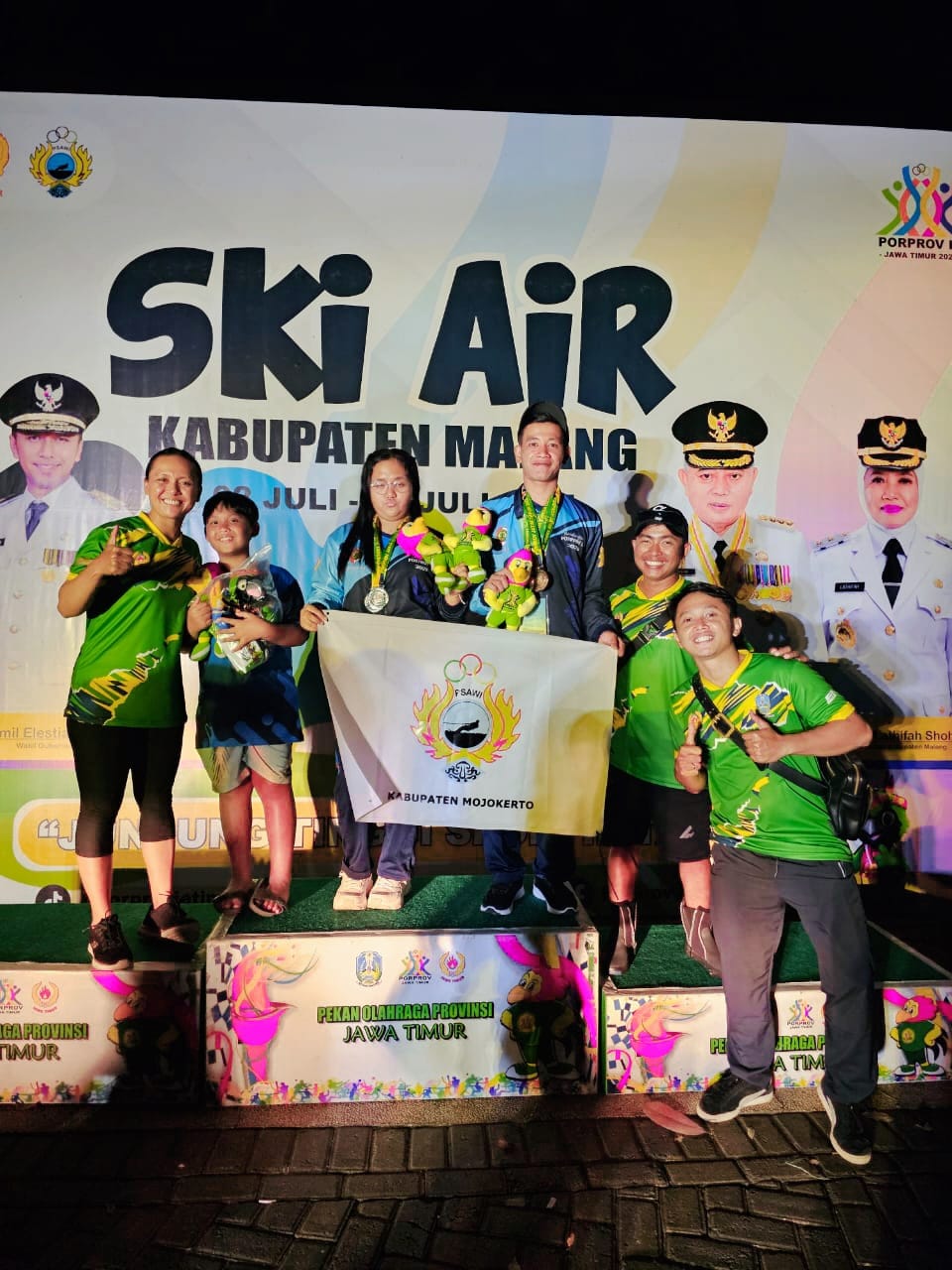 Dua Atlet Ski Air Kabupaten Mojokerto Menorehkan Prestasi Gemilang Peroleh 5 Medali di Porprov IX Jatim