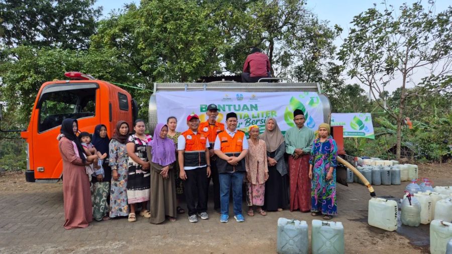 Baznas Salurkan 1,2 Juta Liter Air Bersih, Warga Kunjorowesi Mojokerto yang Alami Kekeringan