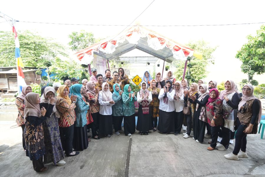 Juara 2 Tingkat Provinsi Jawa Timur, Ning Ita Dorong Kampung KB Bangkit Jadi Contoh