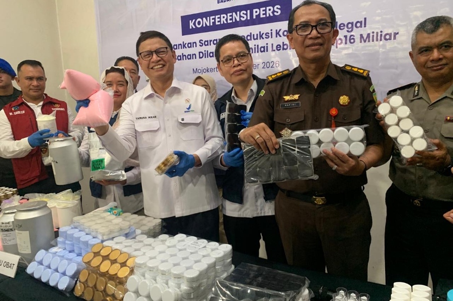 BPOM RI Temukan Sarana Produksi Kosmetik Ilegal di Kota Mojokerto, Petugas Amankan Barang Bukti Rp 16 Milyar 