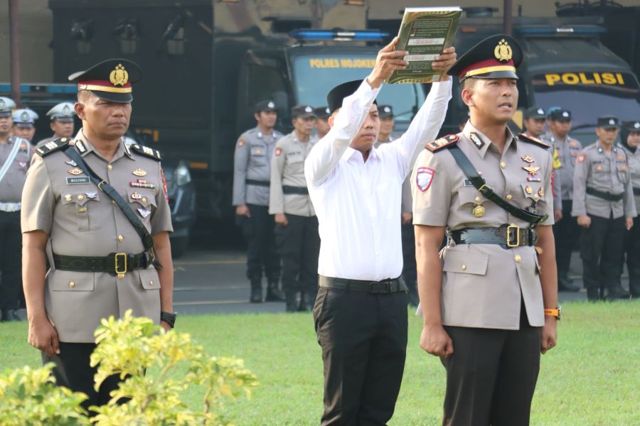 Tongkat Komando Satlantas Polres Mojokerto Kota Berganti