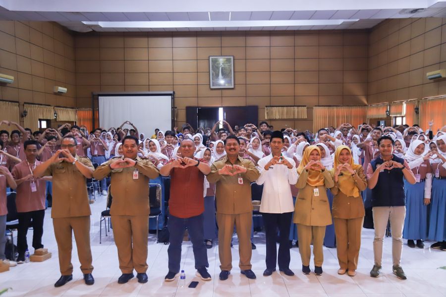 Ciptakan Generasi Emas, Pemkab Jember Ajak Ratusan Pelajar SMA Perangi Pernikahan Dini dan Stunting