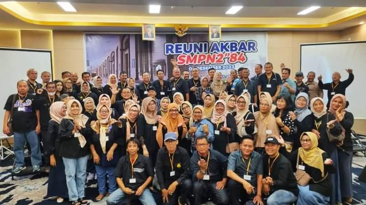 Alumni SMP Negeri 2 Kota Mojokerto Angkatan 1984, Berbagi Berkah di Iduladha 1445 Hijriah