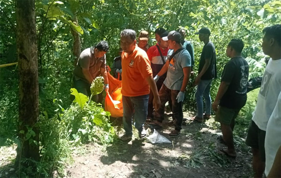 Jasad Pria Ditemukan di Hutan Randualas, Jombang