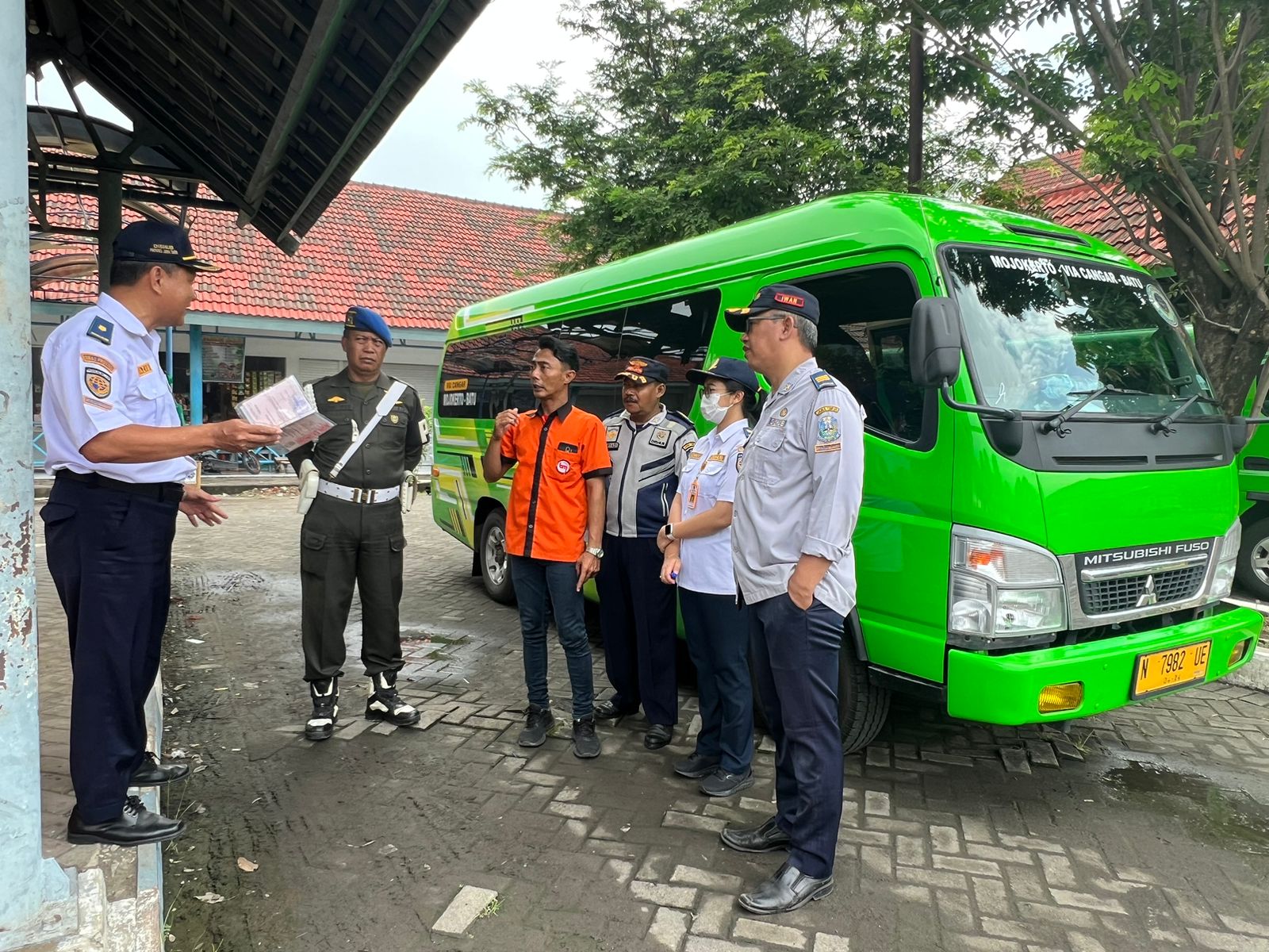 Kendaraan AKDP Mojokerto-Batu via Cangar Rutin Diperiksa untuk Keamanan Penumpang