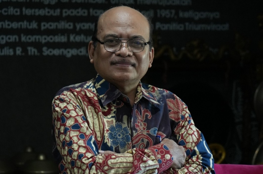 Greenhouse Berhantu, Lampu Menyala Sendiri, dan Penjaga pun Kabur