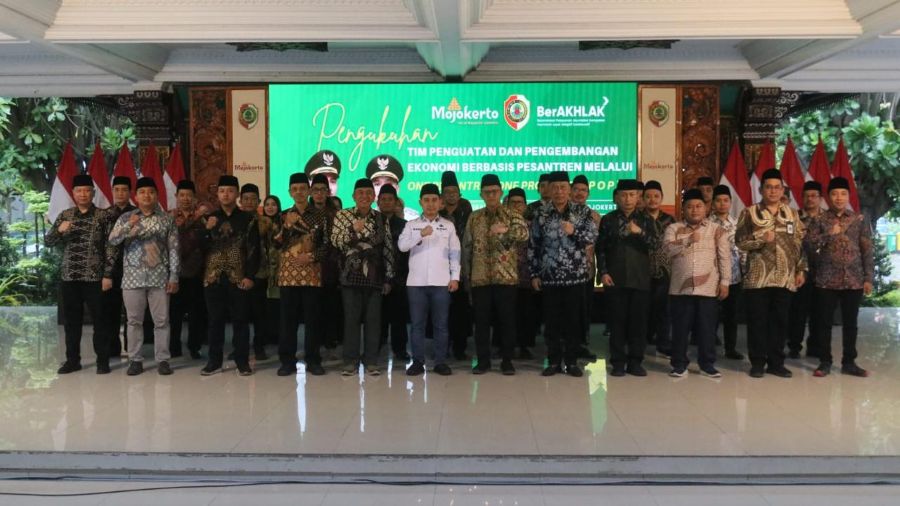 Tim OPOP Dikukuhkan Bupati Mojokerto, Dukung Kemandirian Ekonomi Pesantren