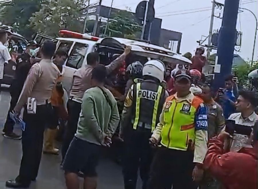 Pulang Sekolah, Siswa SD di  Mojokerto Tewas Tersambar KA Sancaka 