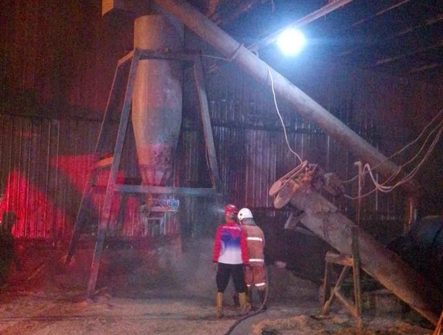 Gudang Tempat Usaha di Mojokerto Terbakar, Api Baru Padam Dua Jam Kemudian