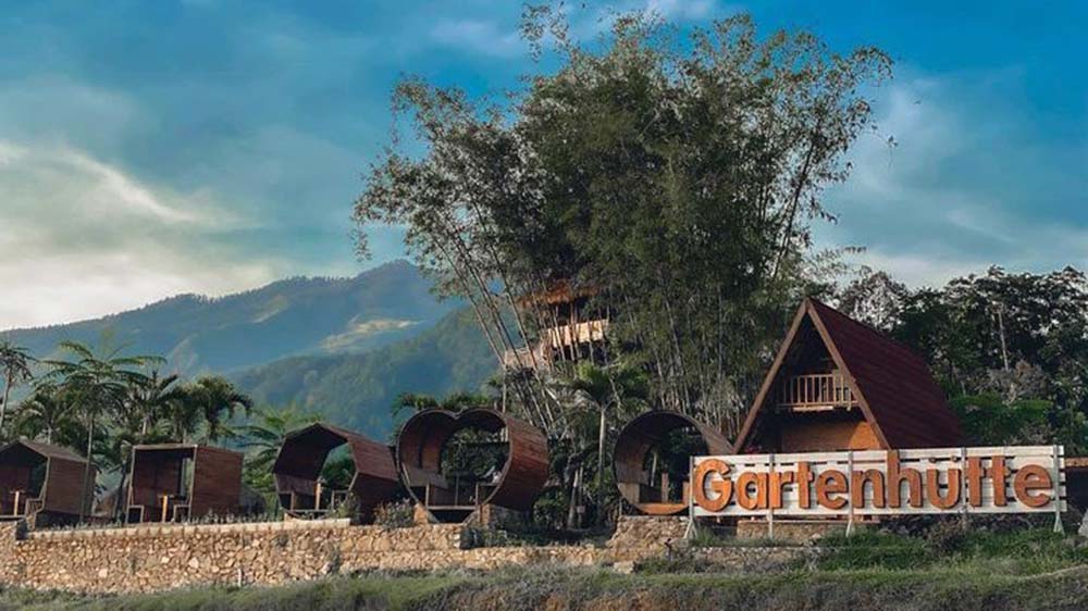 Cafe Gartenhutte, Tempat Nongkrong Terbaik Bagi Milenial 