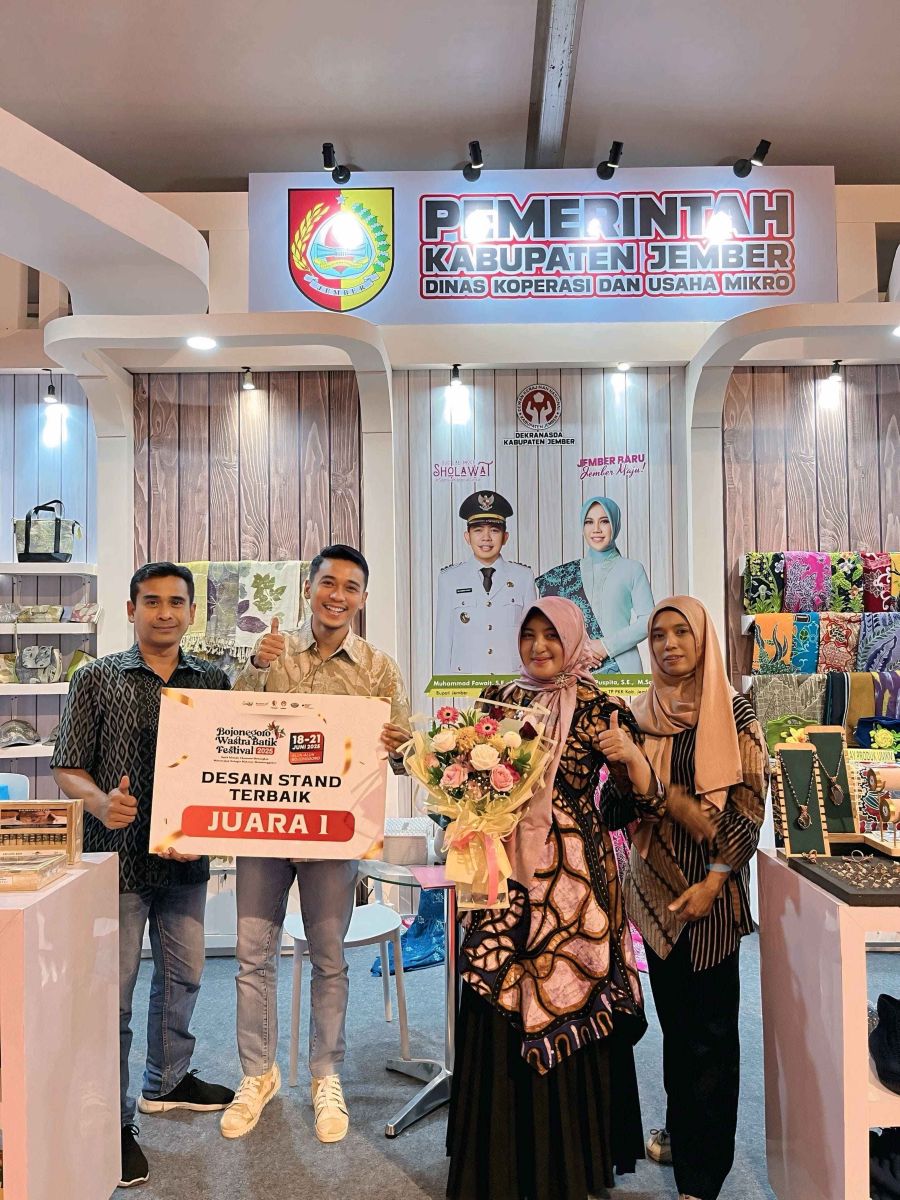 Pemkab Jember Sabet Juara 1 Desain Stand Terbaik di Bojonegoro Wastra Batik Festival 2025