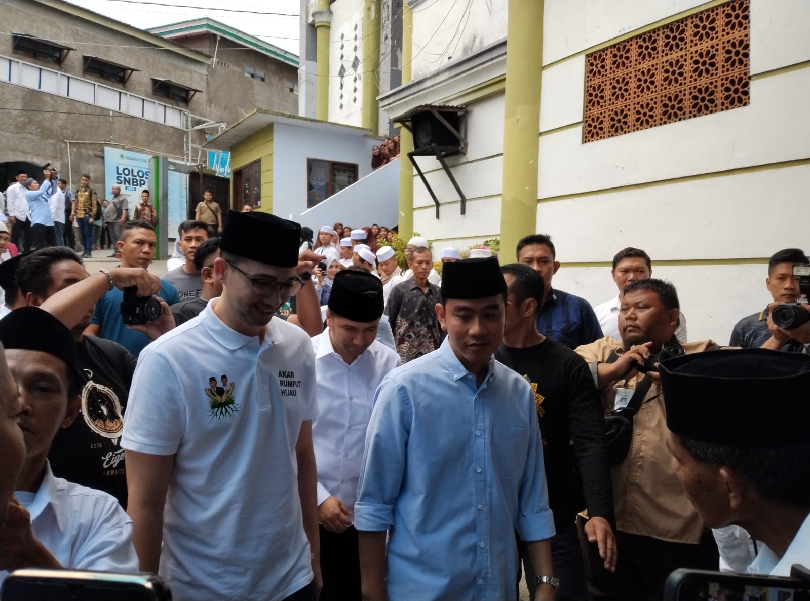 Gibran Ajak Para Kiai Kawal Dana Abadi Pesantren untuk Generasi Emas