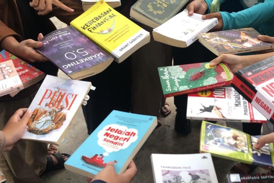 Bangkitkan Budaya Literasi,  Mojokerto Book Party Usung Tagar Piknik Sambil Baca Buku
