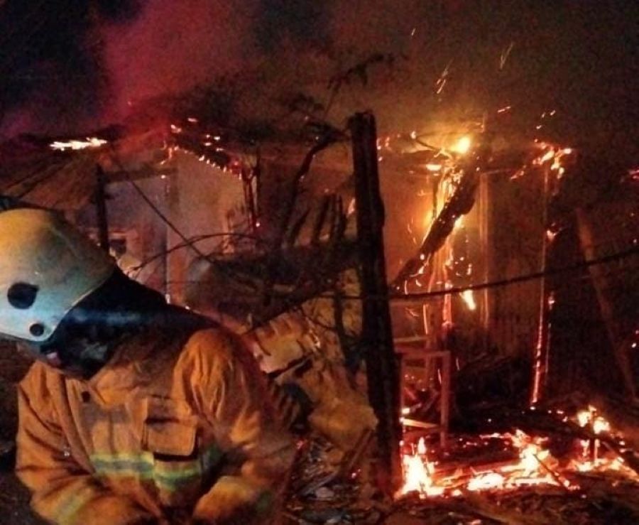 Warung di Ngoro Mojokerto Terbakar, Diduga Akibat Korsleting Listrik
