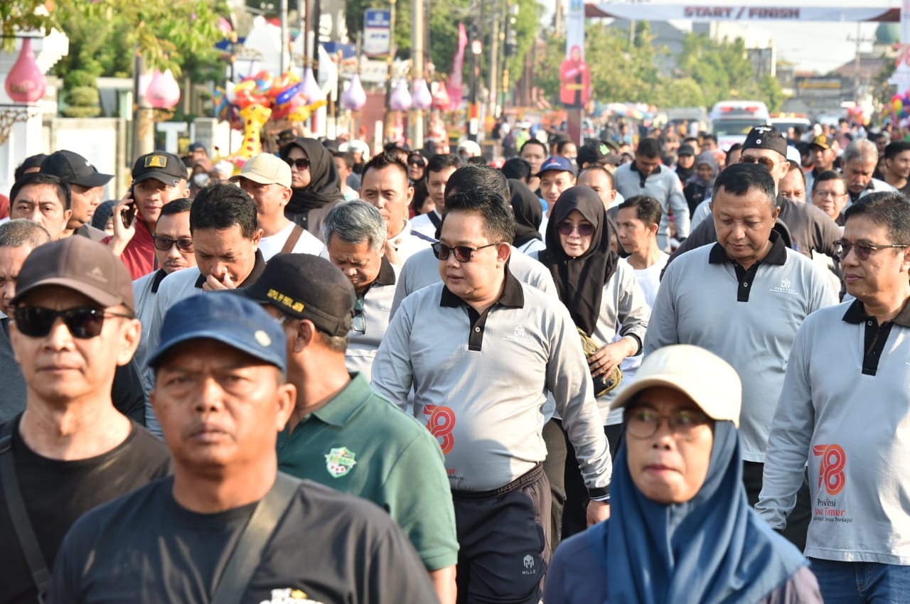 Peringati HUT Ke-78 Provinsi Jatim, Bakorwil Madiun Gelar Jalan Sehat