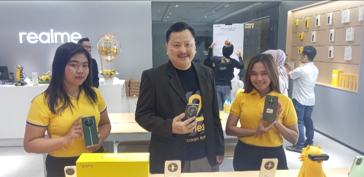 Sambut Idul Fitri, realme Hadirkan Experience Store 3.5 di Surabaya yang Pertama di Indonesia