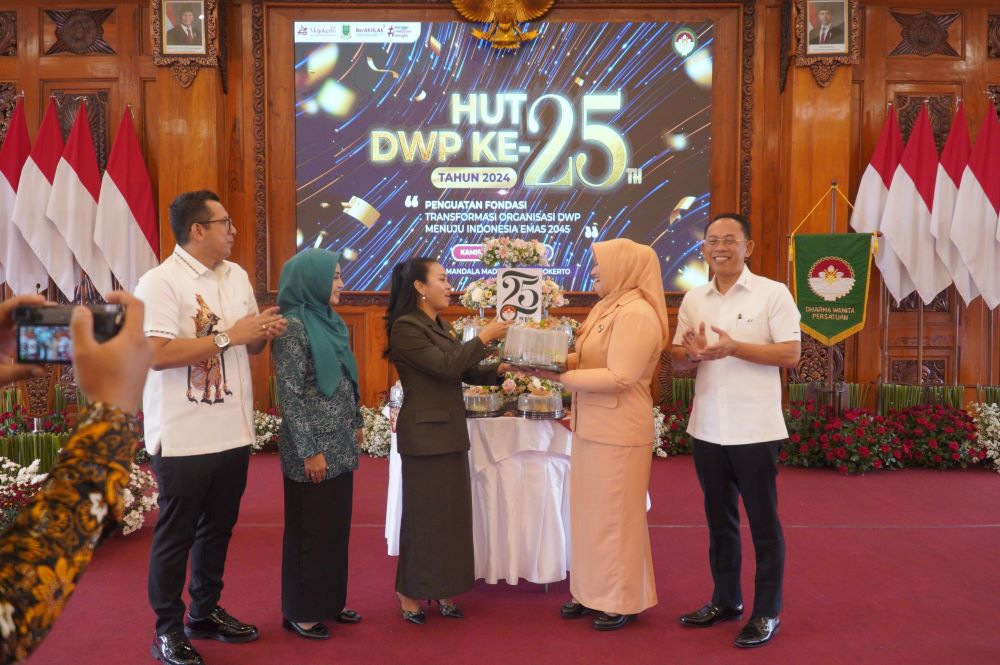 HUT ke – 25 DWP, Perempuan Jadilah Agen Perubahan Menuju Indonesia Emas