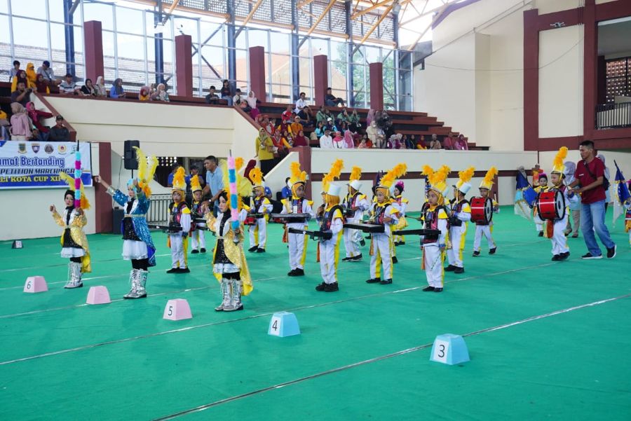 Wali Kota Mojokerto Buka MBS Competition Marching Art ke-XI