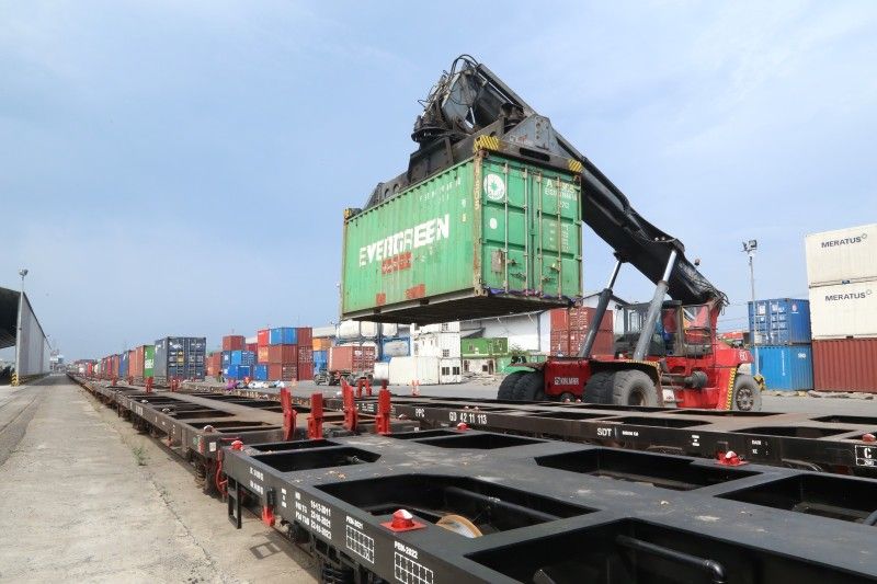 Kereta Api Menjadi Pilihan Favorit Masyarakat dan Perusahaan untuk Pengiriman Barang. 