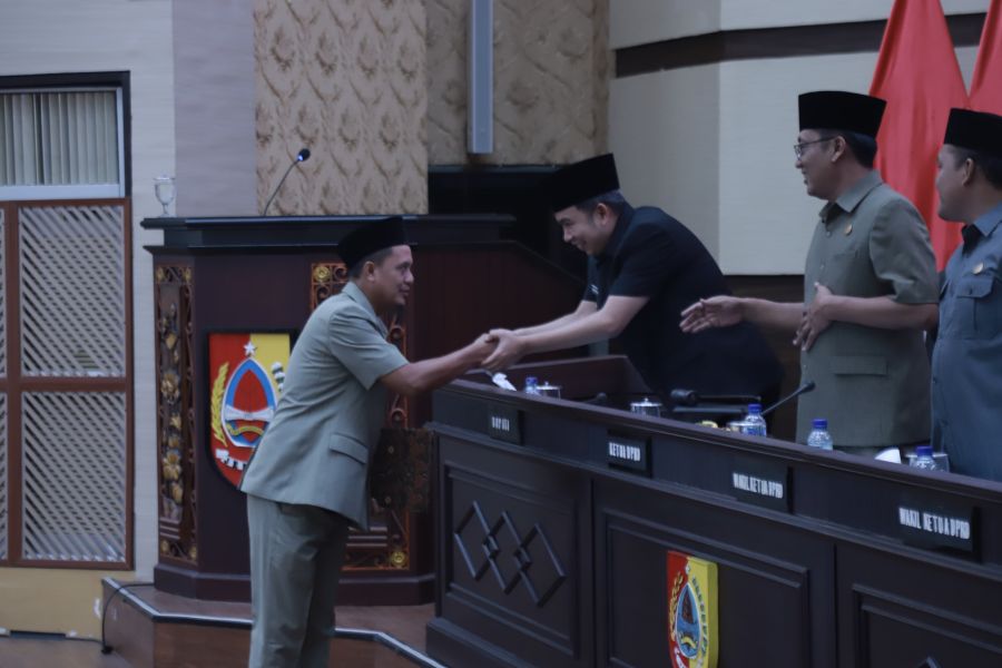 Rapat Paripurna DPRD Jember Soroti Arah Kebijakan RAPBD 2026