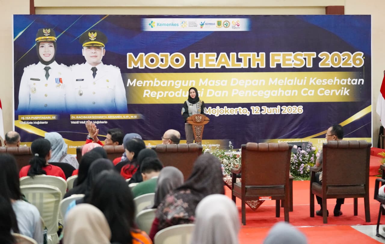 17 Persen Penduduk Kota Mojokerto Remaja, Ning Ita Tekankan Pentingnya Kesehatan Reproduksi Sejak Dini
