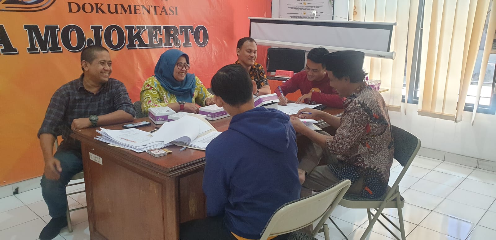 KPU Kota Mojokerto Umumkan DCT di Media Massa dan Website