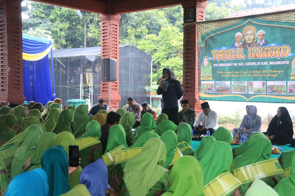 Hadir di Acara Tahlil Kubro, Bupati Ikfina Jelaskan Bahayanya Stress dan Penyakit Kalbu