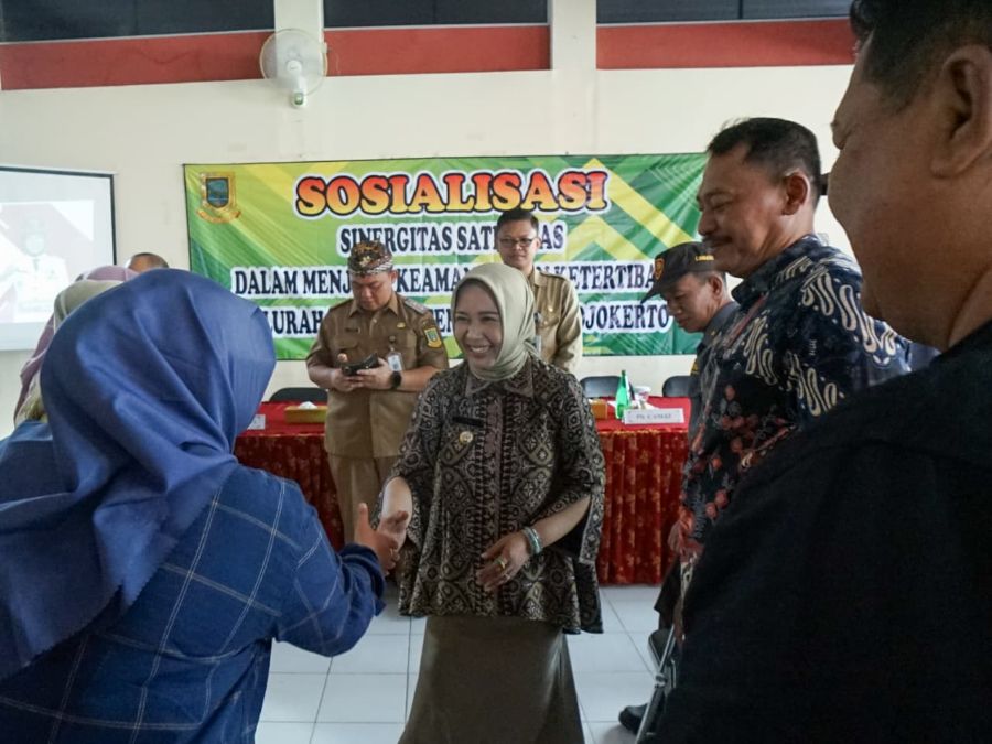 Ning Ita Minta Satlinmas Perkuat Deteksi Dini Gangguan Keamanan