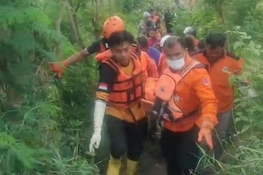 Mayat Diduga Pemancing Hilang Asal Jombang Ditemukan di Sungai Brantas Mojokerto