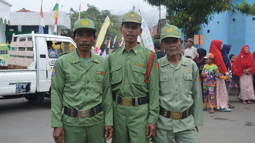 Pengadaan Seragam Baru Linmas Mojokerto dalam Proses e-Katalog