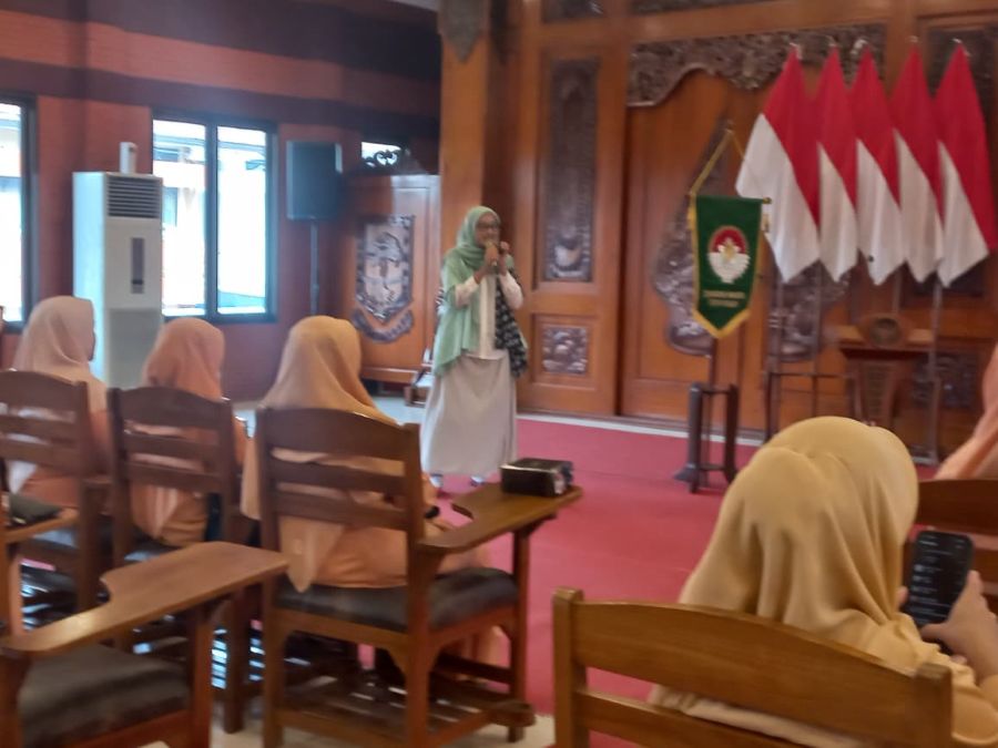 DWP Mojokerto Perkuat Literasi Digital Perempuan Hadapi Deepfake dan Penipuan Online